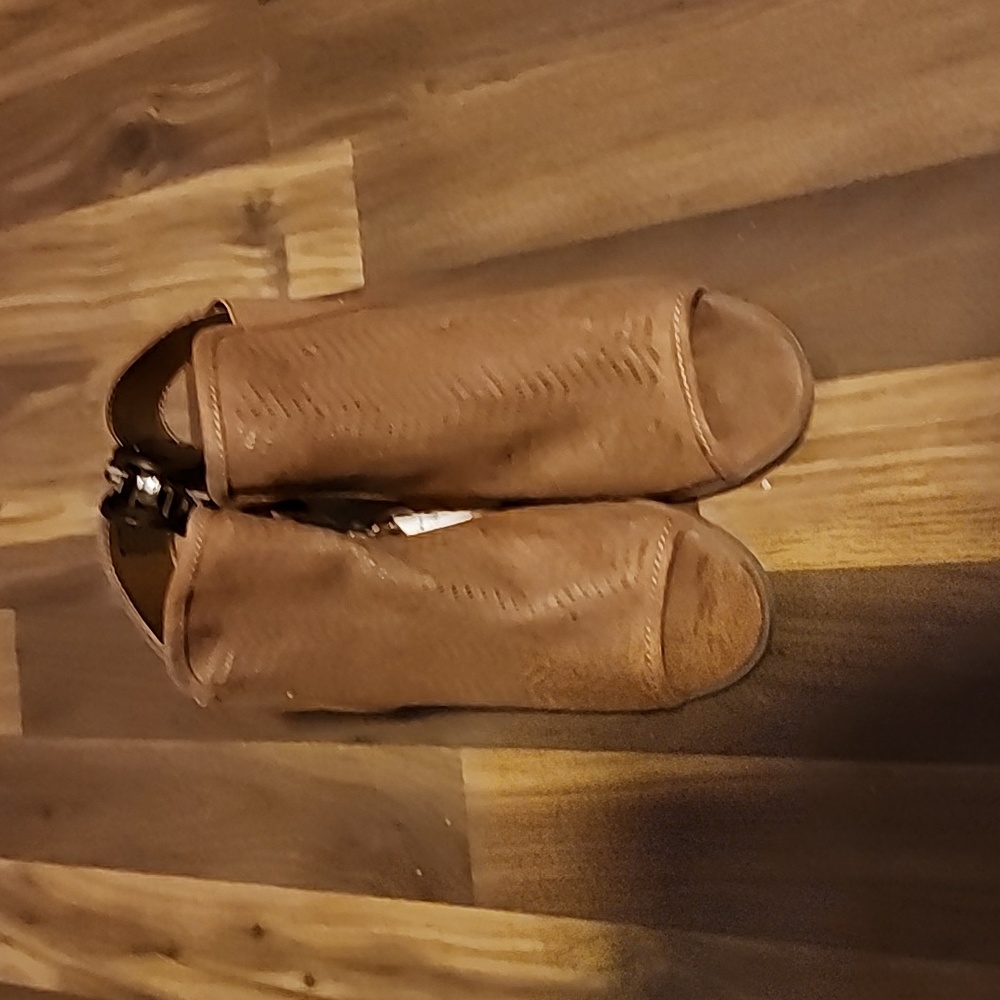 Time and Tru Memory Foam Cognac Boots Size 6.5